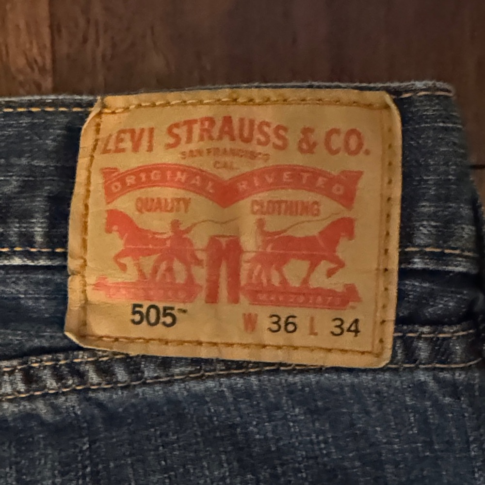 Levi's Men's Relaxed Jeans - Dark Blue - Picture 6 of 8